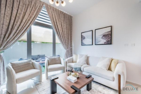 Stylish 1BR Apartment in Damac Hills 2 Avencia 45, Dubailand by Deluxe Holiday Homes